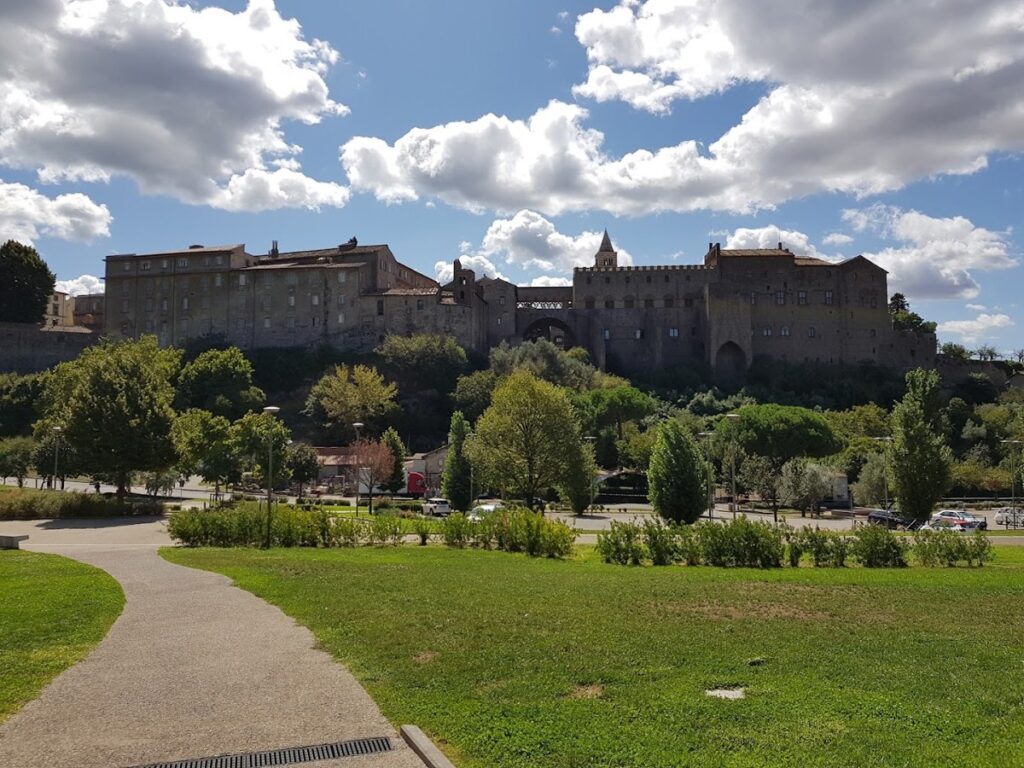 LAZIO ECONOMY - Locazione immobile pubblico a Valle Faul